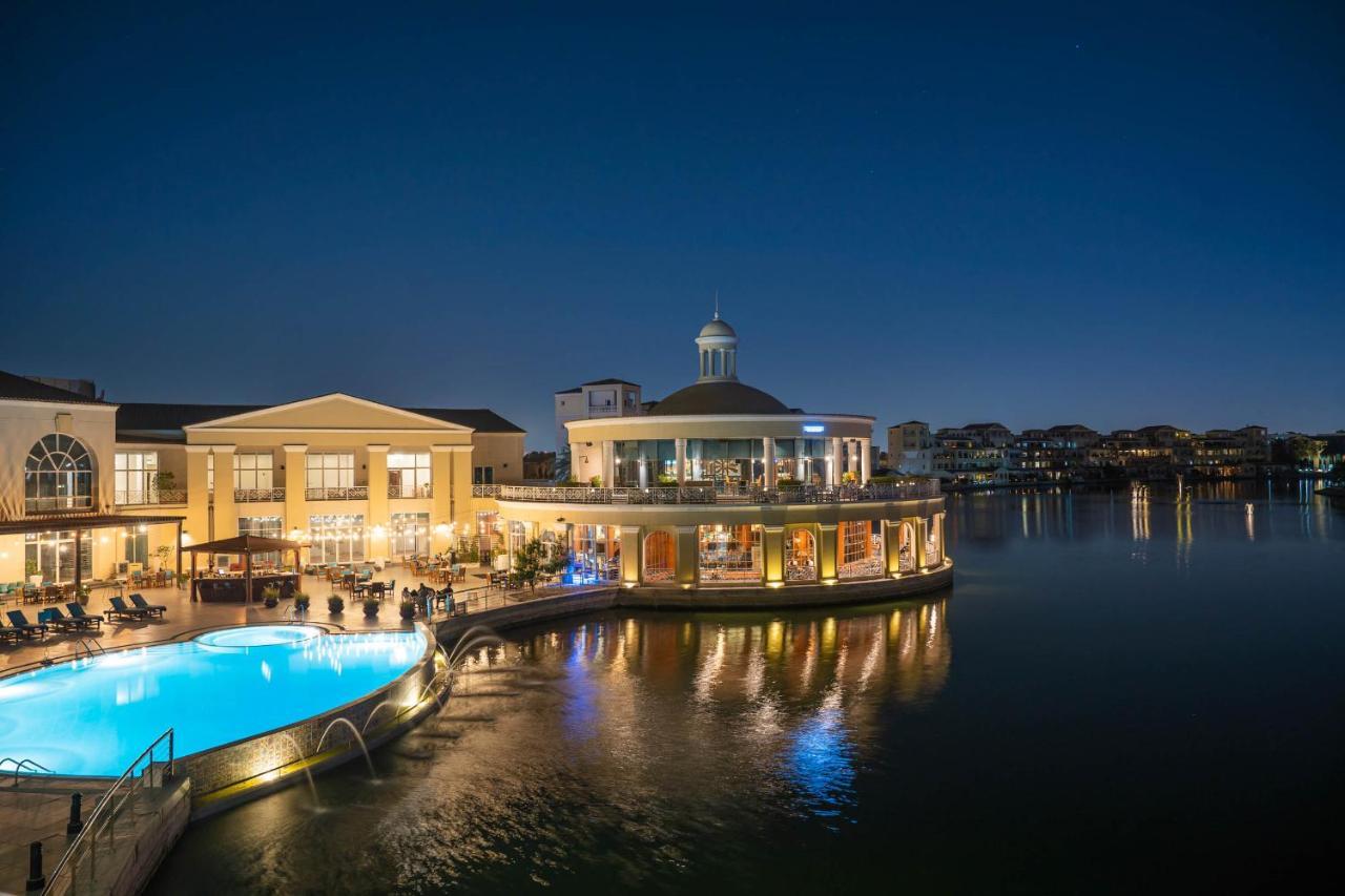 Millennium Lakeview Hotel Formerly Copthorne Lakeview Hotel Dubai Exterior photo
